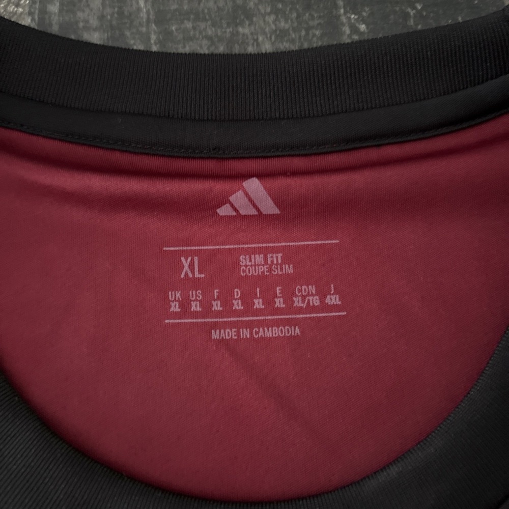 adidas 2025-26 Liverpool Men's Pre-Match Soccer Jersey XL - Picture 3 of 9